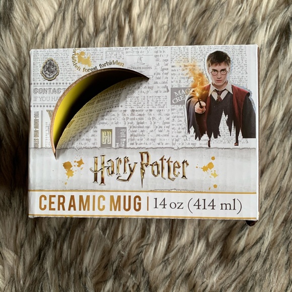 NEW HARRY POTTER MUG HUFFLEPUFF - Picture 5 of 6